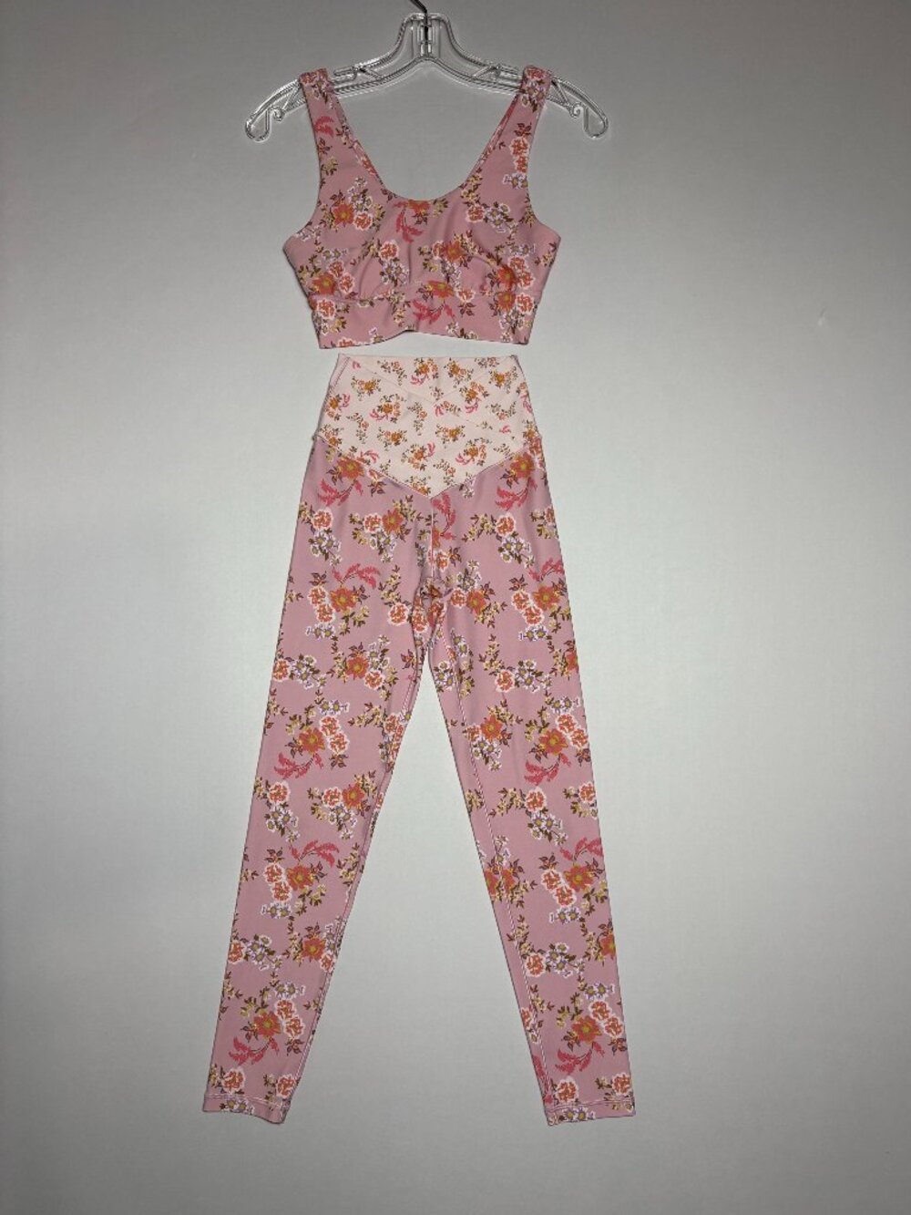 NWOT Offline by Aerie Real Me Crossover Leggings & Sports Bra Set Pink Floral S
